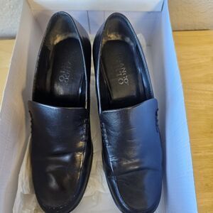 Franco Sarto Black Leather Loafers Womens Size 6M Slip On Classic Comfort Shoes